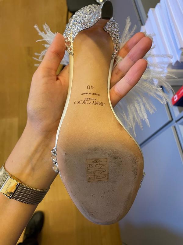 Afsluttet] Et par stiletter af Jimmy Choo 100 sandals. Str. 40. til salg på auktion (Varelager på Sjælland) -